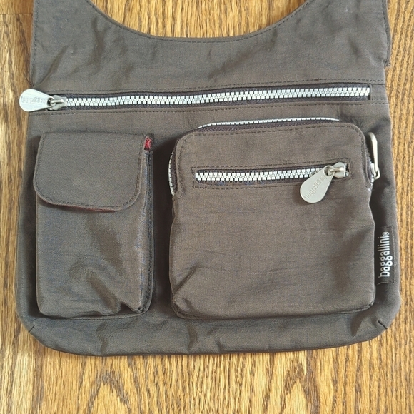 Baggalini Brown Crossbody Bag - Picture 2 of 10